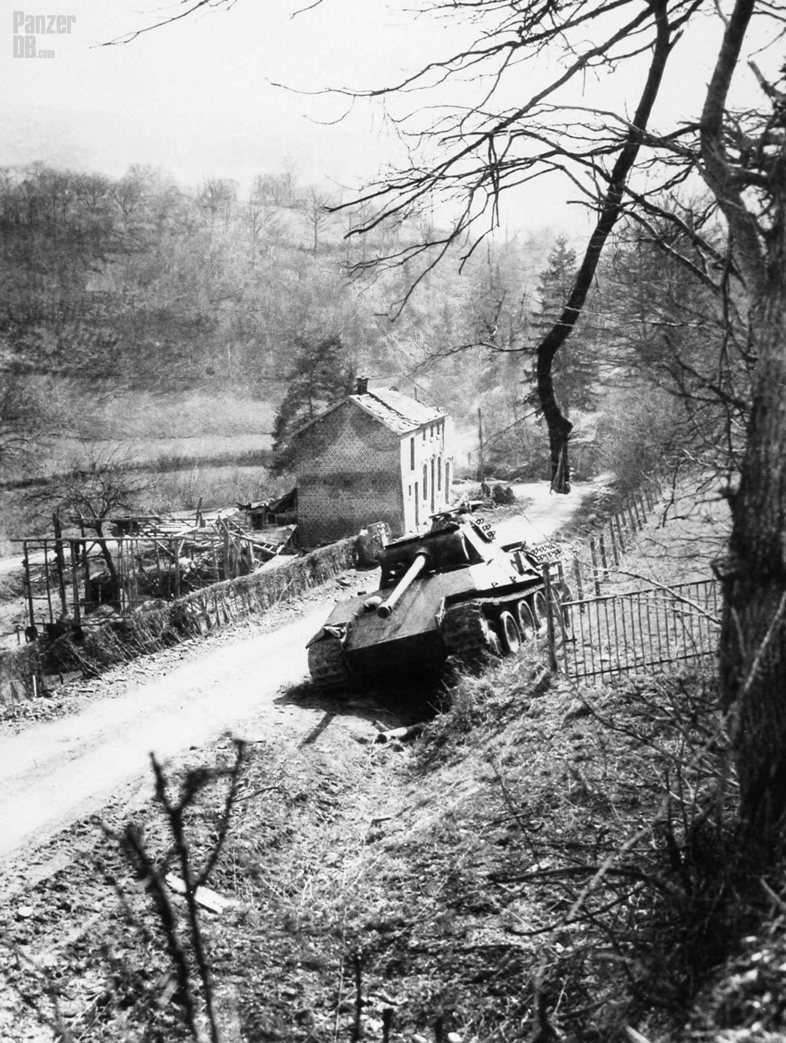 Panther 131 abandoned on the road at Cheneux